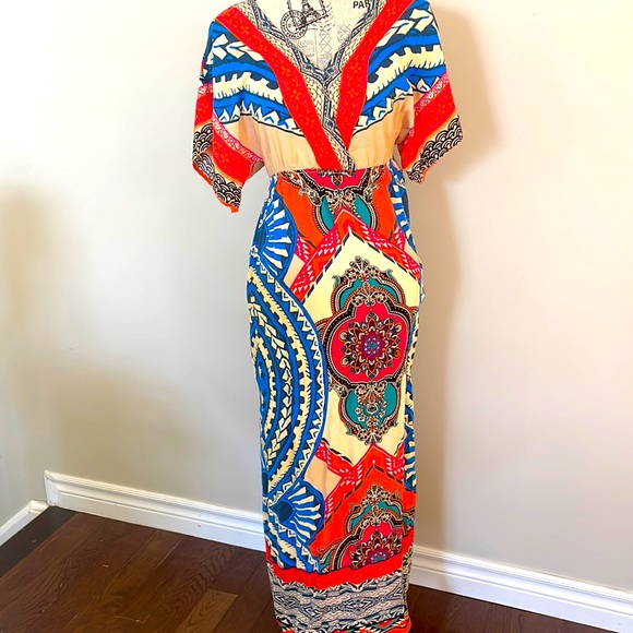 COLOURFUL MAXI DRESS - Picture 1 of 9